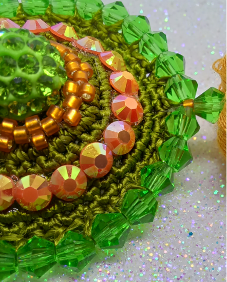 Háčkované  dizajnové náušnice "Sladké mangové suflé"